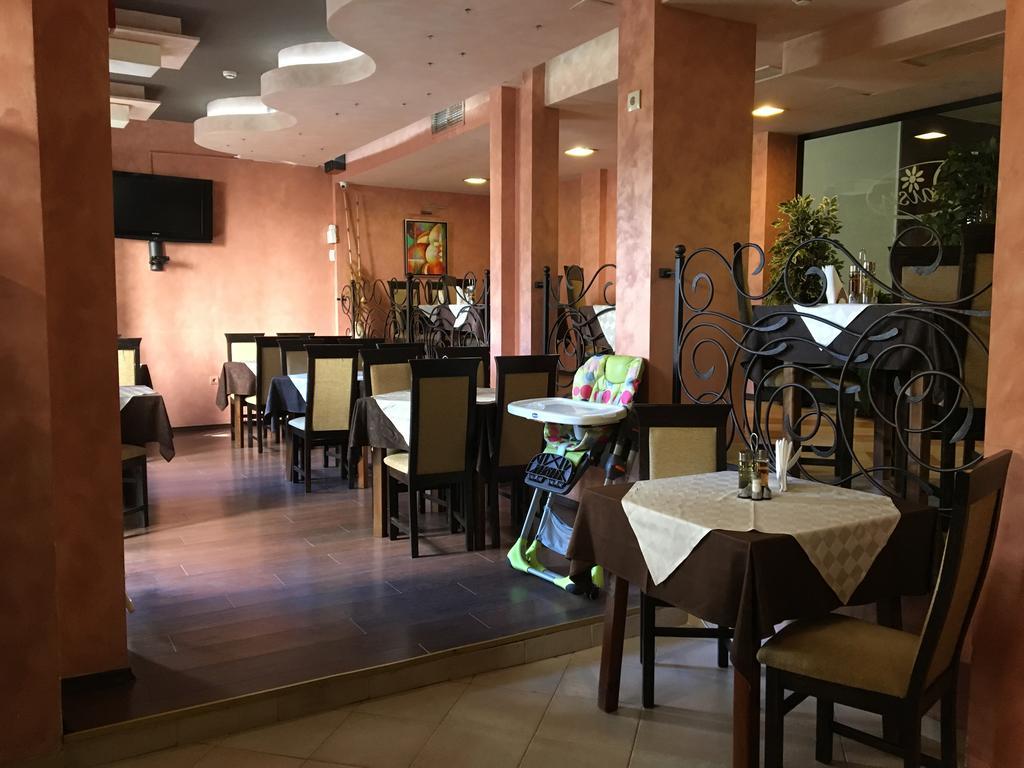 Flora Daisy Apartment Nr 28 โบโรเวทส์ ภายนอก รูปภาพ