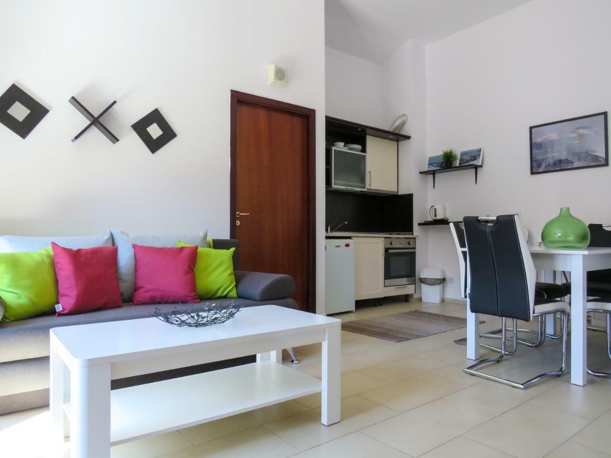 Flora Daisy Apartment Nr 28 โบโรเวทส์ ภายนอก รูปภาพ